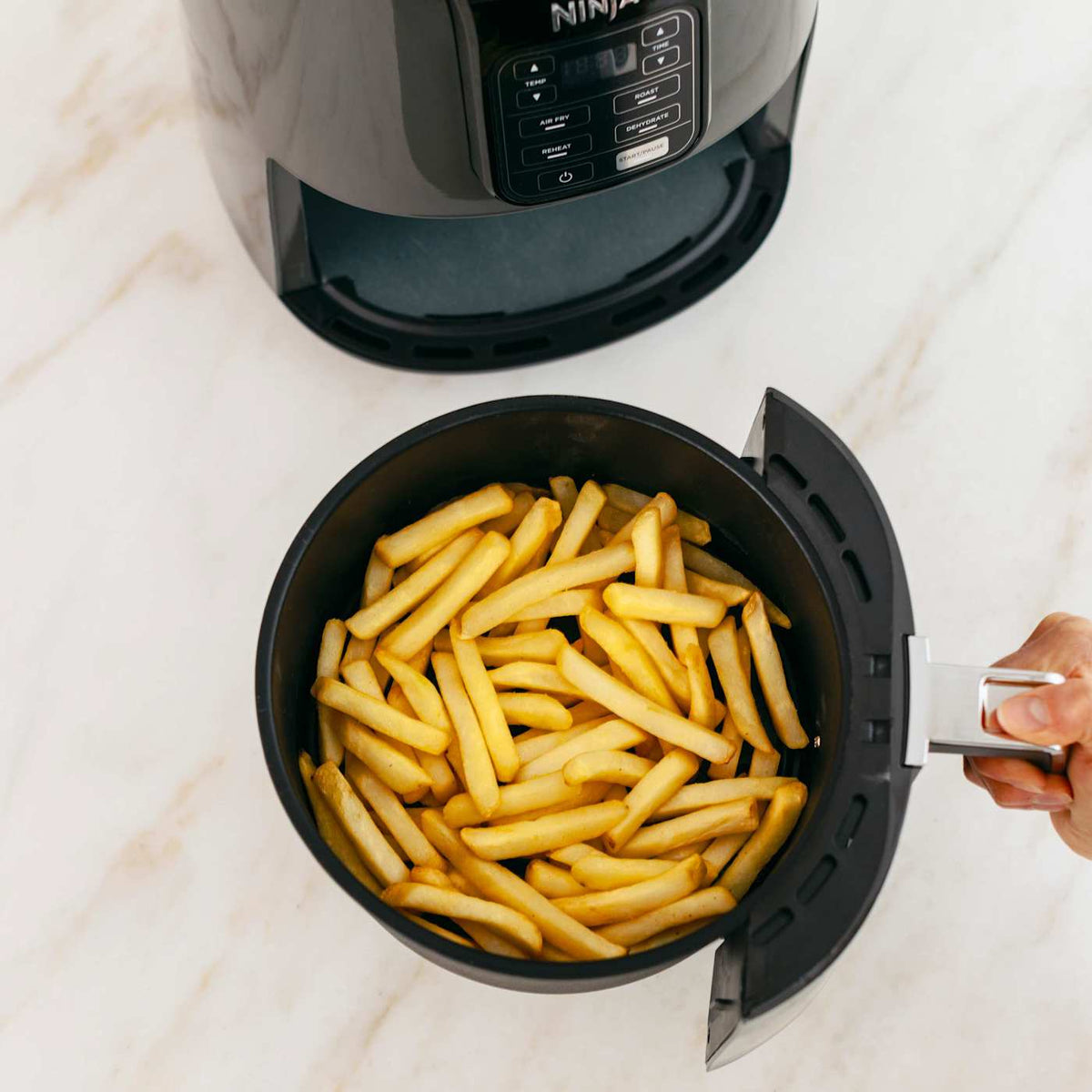 Ninja® Air Fryer with multi-layer rack