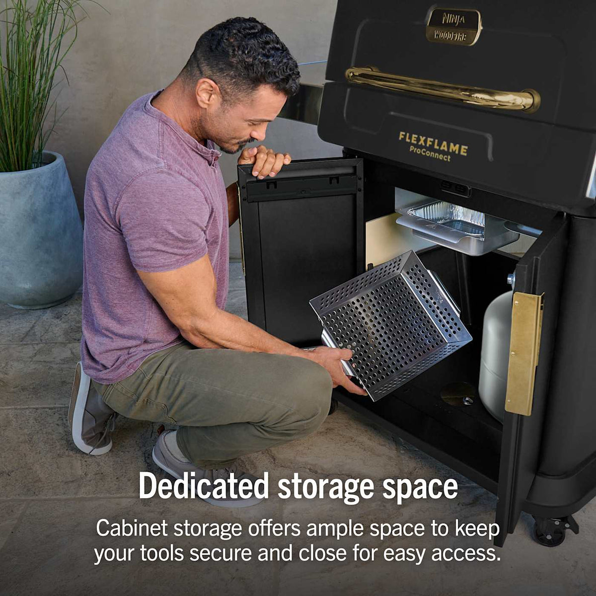Ninja™ FlexFlame™ Grill and Smoker with ProConnect™