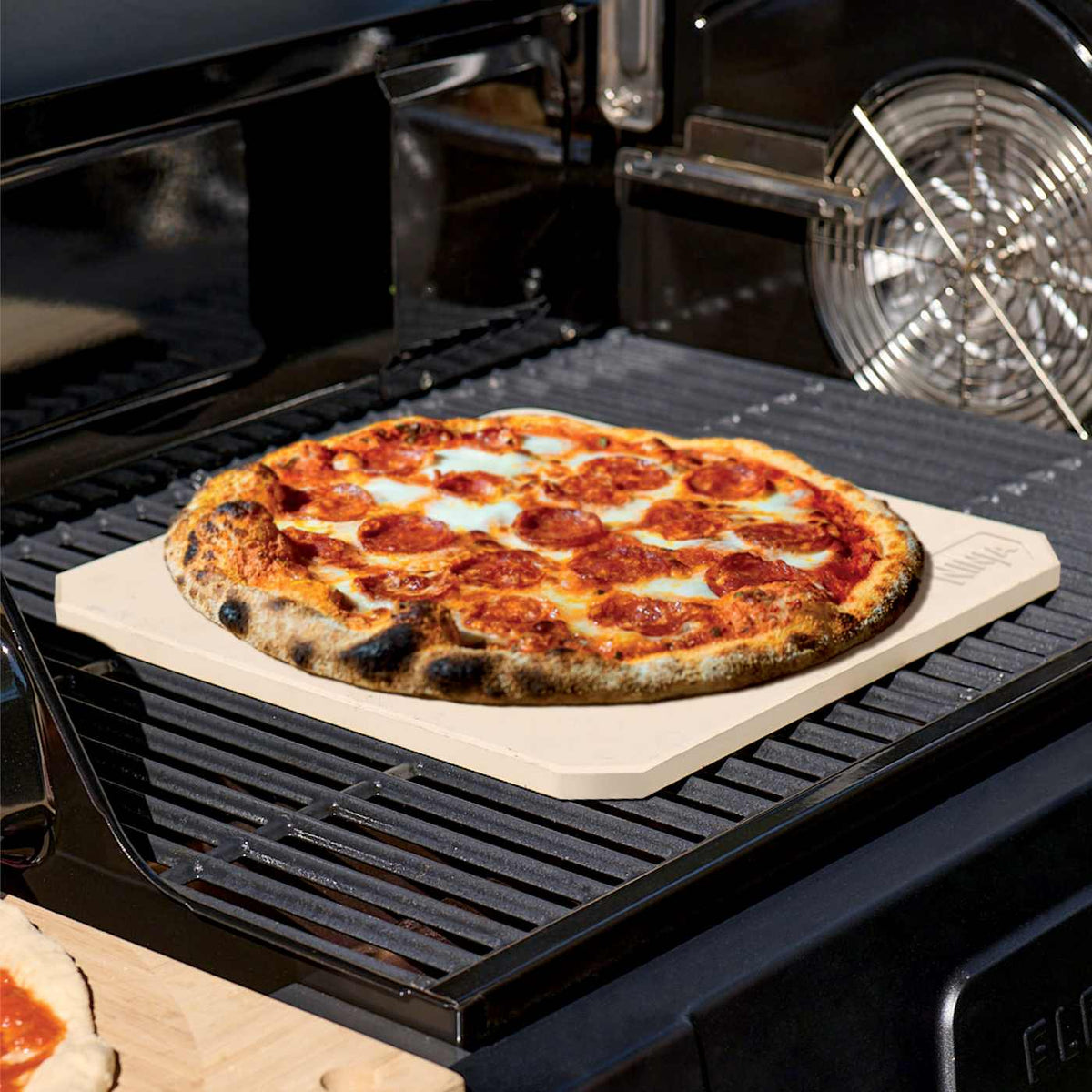 Ninja™ FlexFlame™ Propane Grill & Outdoor Cooking System, Green