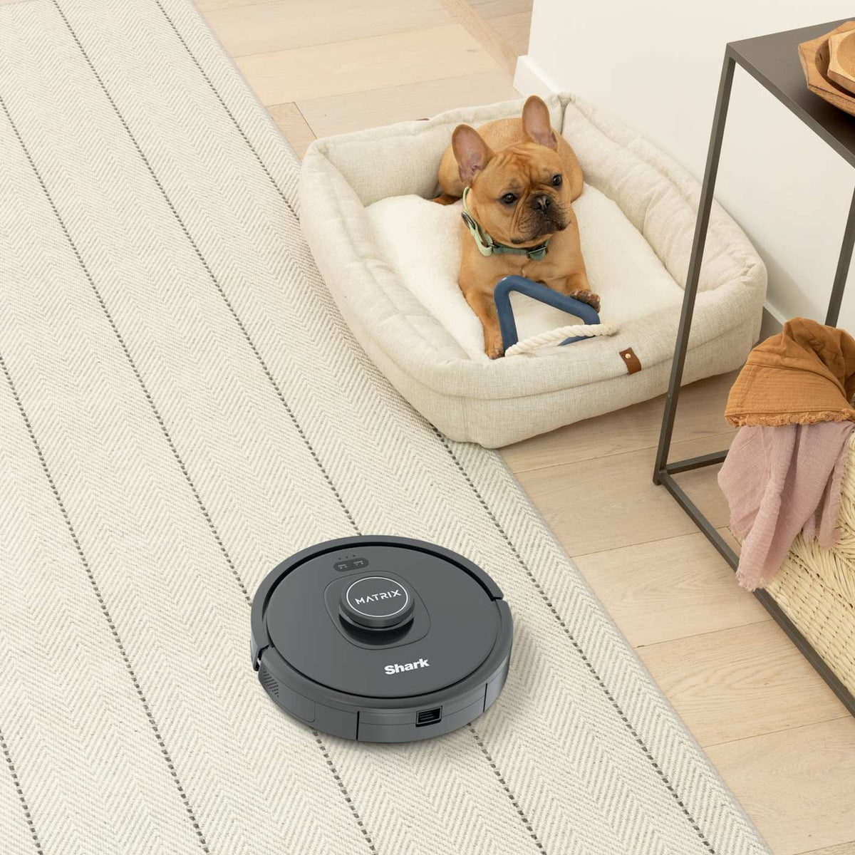 Shark Matrix™ Robot Vacuum for Carpets and Hardfloors with Self-Cleaning Brushroll and Precision Mapping